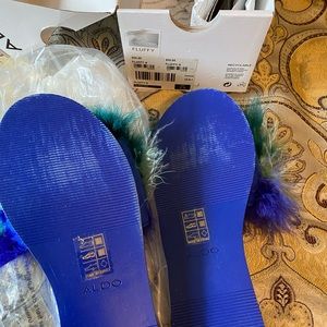 Slippers / slides